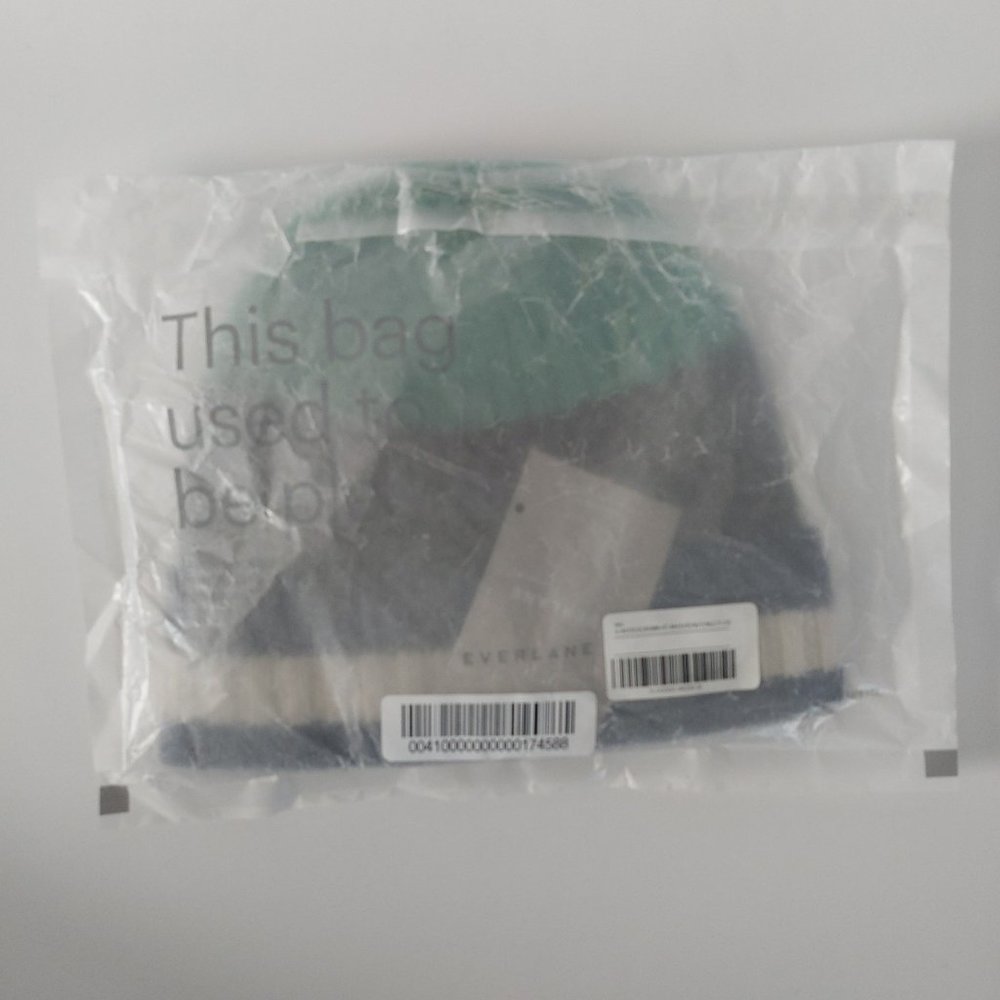 Everlane Cashmere Beanie Unisex NEW Blue Green Striped Knit Hat Holiday Gift NWT - Picture 8 of 10